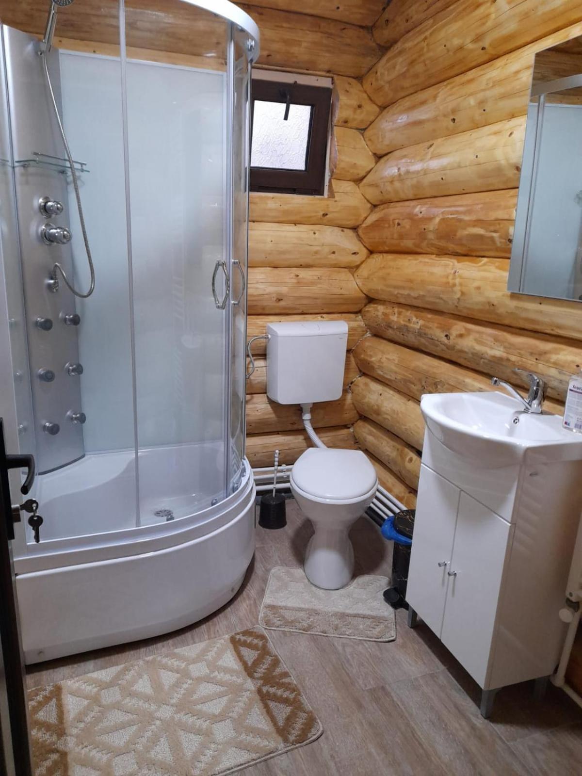 Cabana Colt De Munte Garda de Sus Bagian luar foto