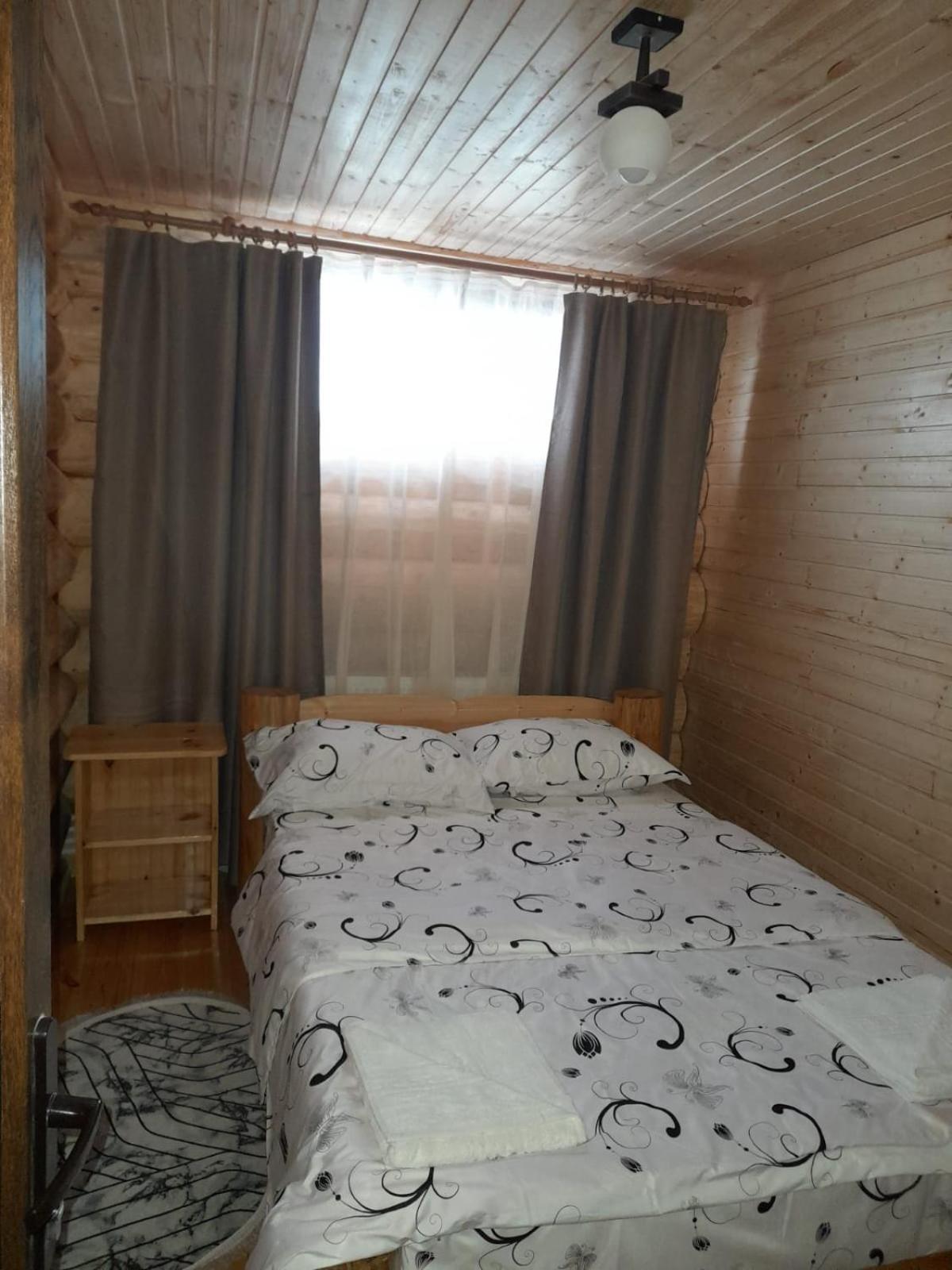 Cabana Colt De Munte Garda de Sus Bagian luar foto